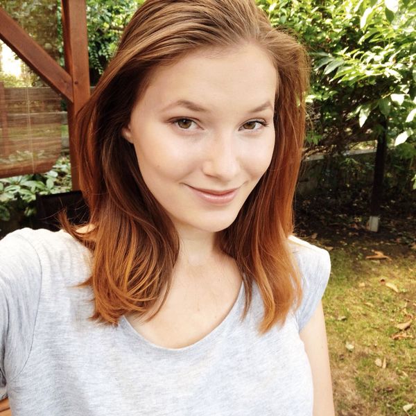 File:Anickaroutova.jpg